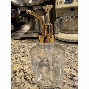 Amazon-essentials Gold and White Home-appliances